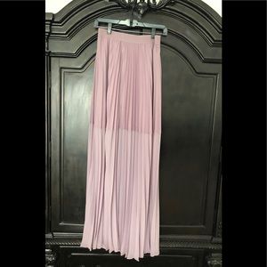 Size S BCBG maxi skirt.